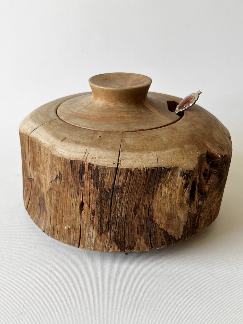 Hand-Turned Live Edge Natural Wood Lidded Jar IKEA Skubb 6 Compartments Storage